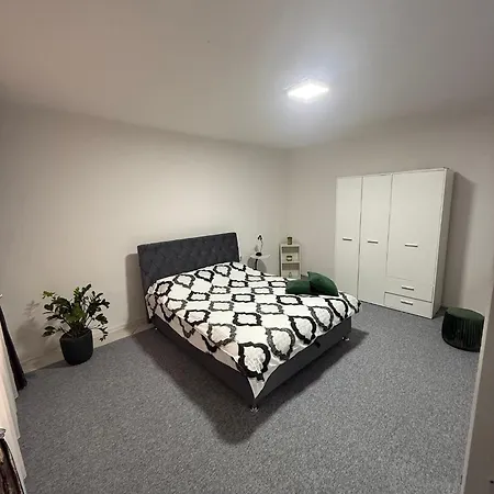 Lägenhet Renoviran I Novo Namjesten Velika Kladusa